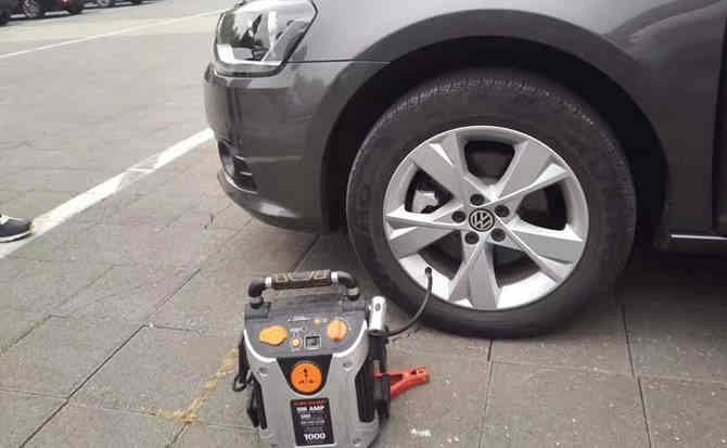 永州汽车搭电案例